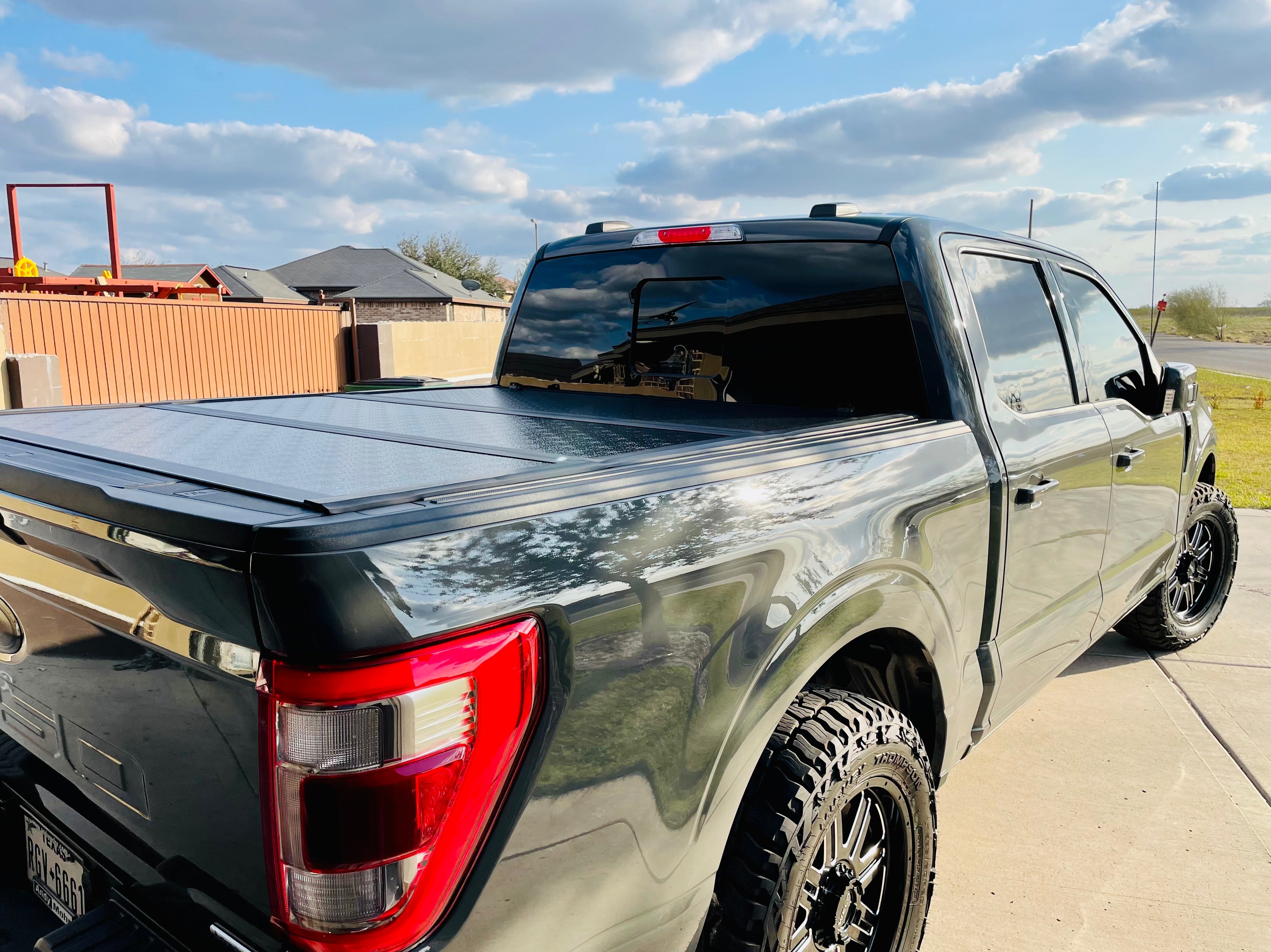 Rough Country Low Profile Hard Tri-Fold Tonneau Cover 