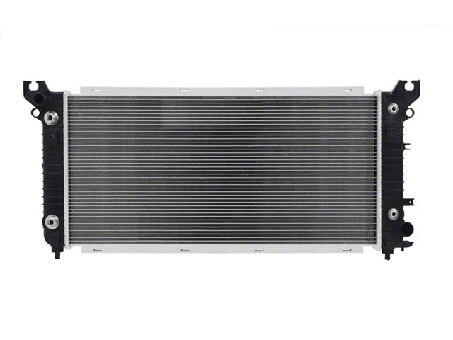 CSF OE Replacement Radiator (14-18 4.3L Sierra 1500)