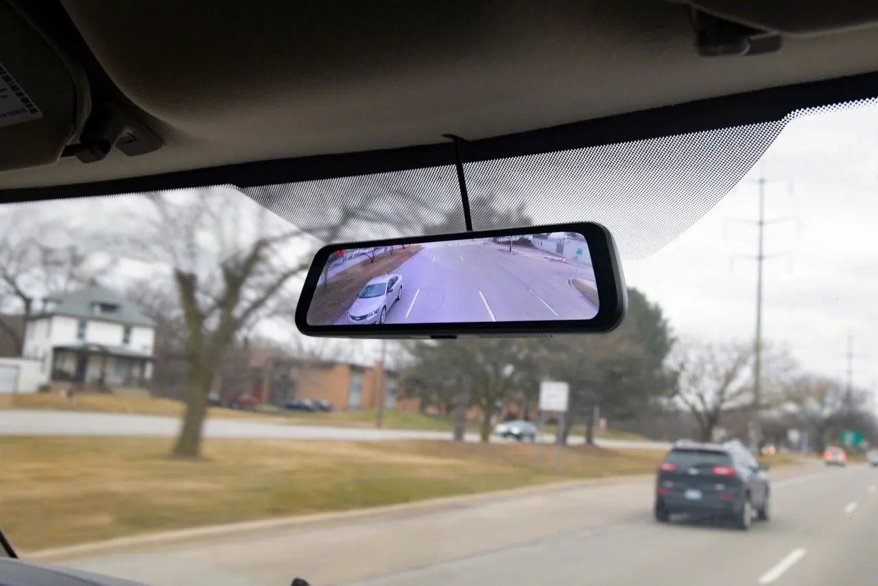 https://www.americantrucks.com/image/f150-fullvue-commercial-camera-mirror-system-fvmr-1150.417440.jpg