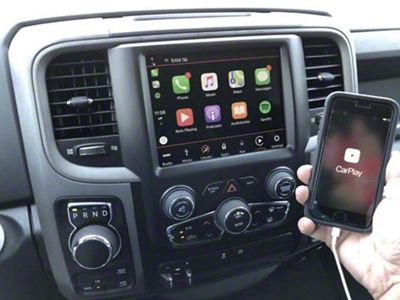 Infotainment 8.40-Inch 4C UConnect UAS with Apple CarPlay and Android Auto (2018 RAM 1500)