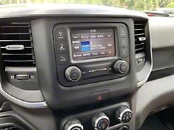 Infotainment UAA SiriusXM Radio Uconnect 3 with 5-Inch Display (19-24 RAM 3500)