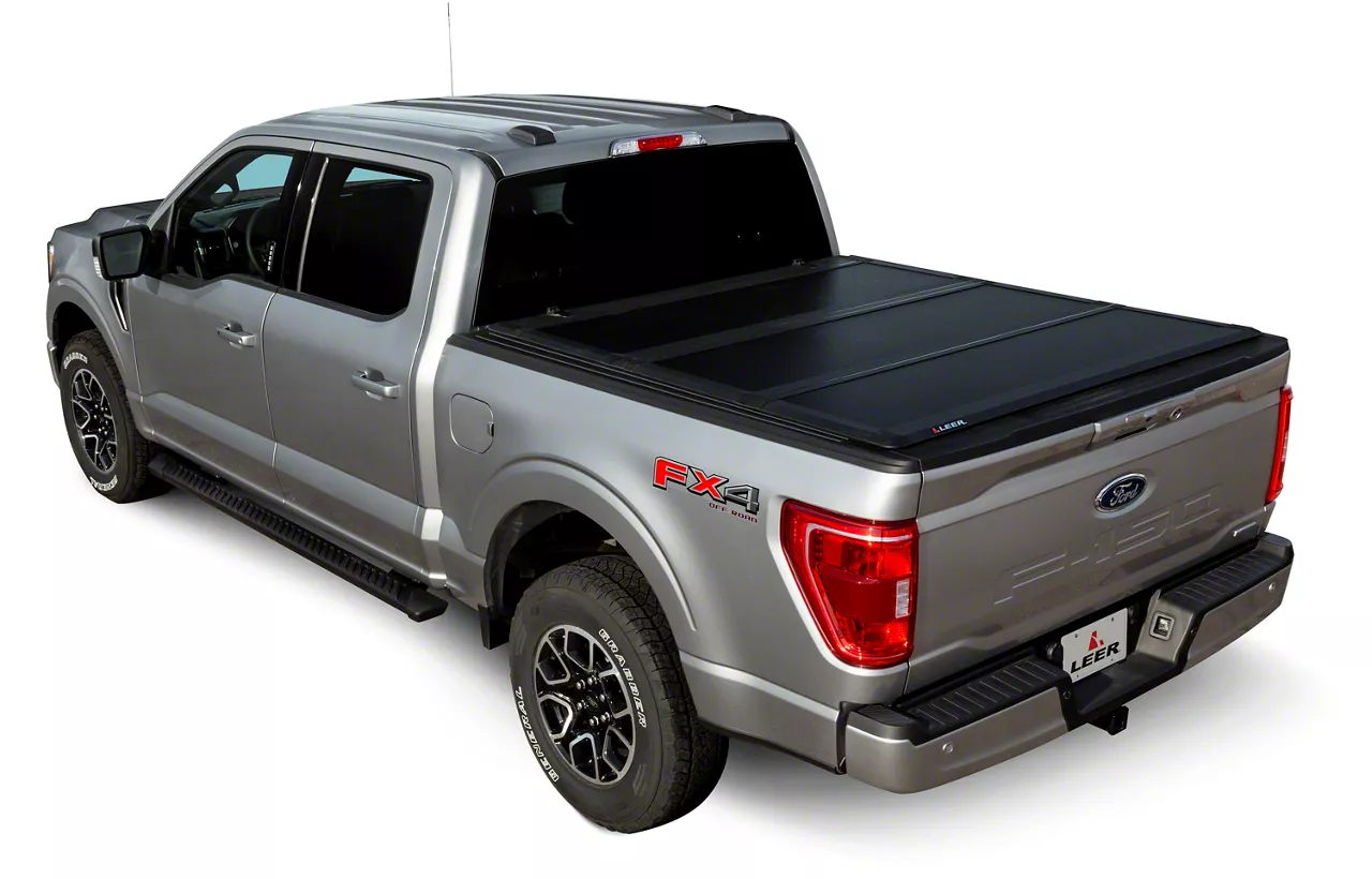 LEER F-250 Super Duty HF350M Hard Folding Tonneau Cover 631179 (17-24 F ...