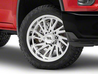 Moto Metal Combat Chrome 8-Lug Wheel; 22x10; -18mm Offset (20-24 Silverado 2500 HD)