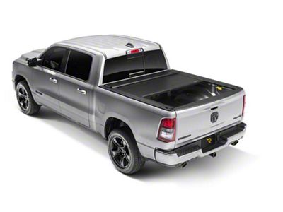 Roll-N-Lock E-Series Retractable Bed Cover (23-24 Canyon w/ StowFlex Tailgate)