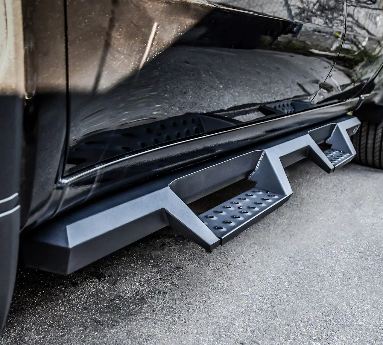 Westin HDX Drop Nerf Side Step Bars; Textured Black (19-24 Sierra 1500  Double Cab)