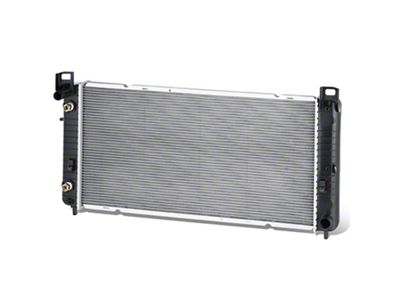 OE Style Aluminum Radiator (01-06 6.0L Sierra 2500 HD w/ Manual Transmission & Engine Oil Cooler)