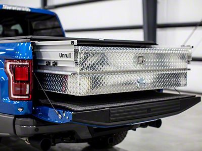 Unruli DEFENDER Box and Tonneau System (19-25 Silverado 1500 w/o MutliFlex Tailgate)